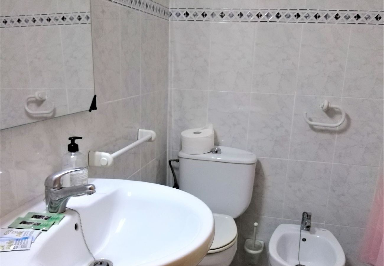 Rent by room in Cullera - Double Room 2 beds