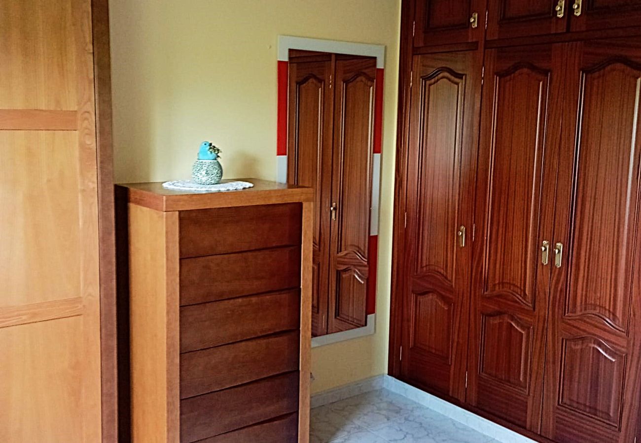 Rent by room in Santiago de Compostela - Ordes Room 5