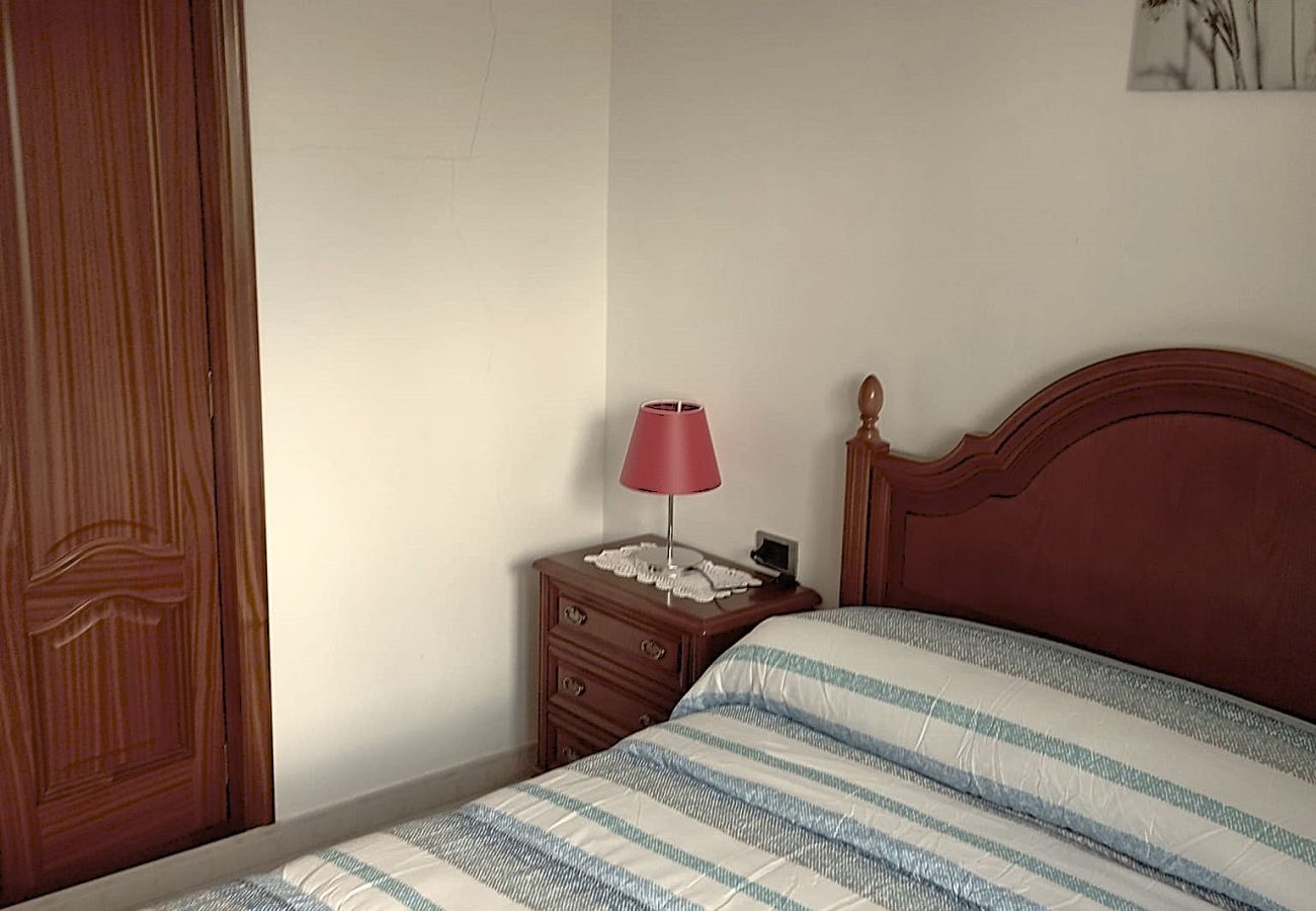 Rent by room in Santiago de Compostela - Ordes Room 5