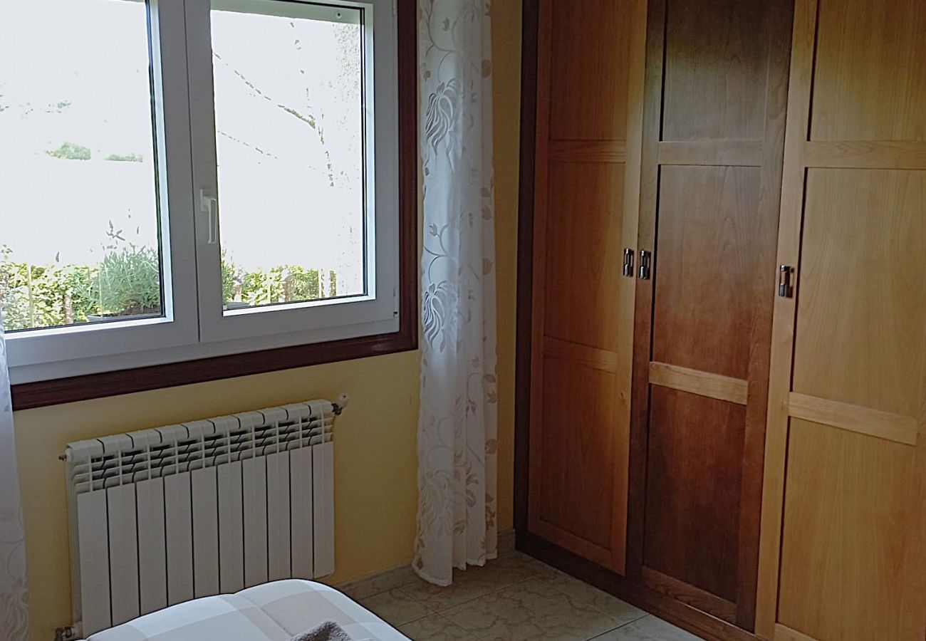 Rent by room in Santiago de Compostela - Ordes Room 6